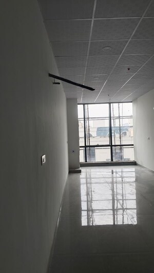  Office Space For Rent in Omaxe Sun, Sector 79