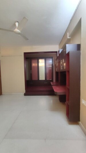 Room in 3 BHK Apartment at Eshaan Apartment, Cooke Town – for Rent