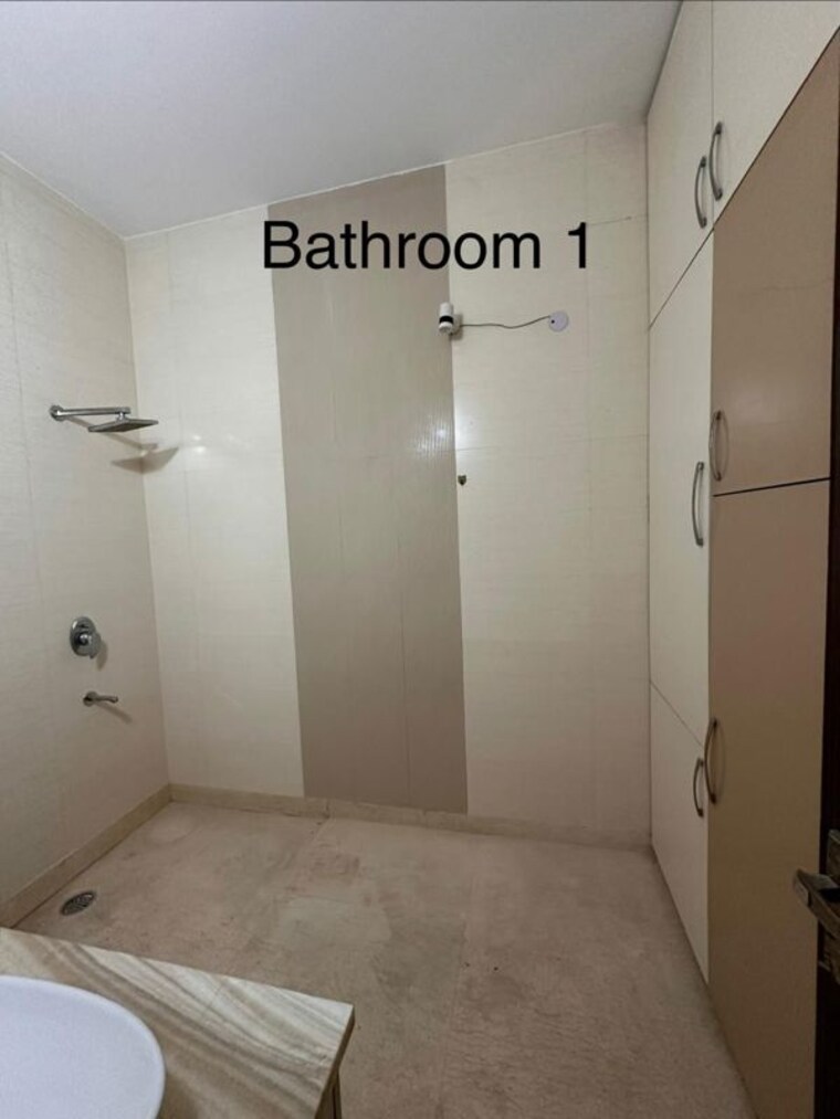 Bathroom, sector 23 3 Bedroom 2000 Sq.Ft. Villa In Sector 23 Gurgaon 10679325