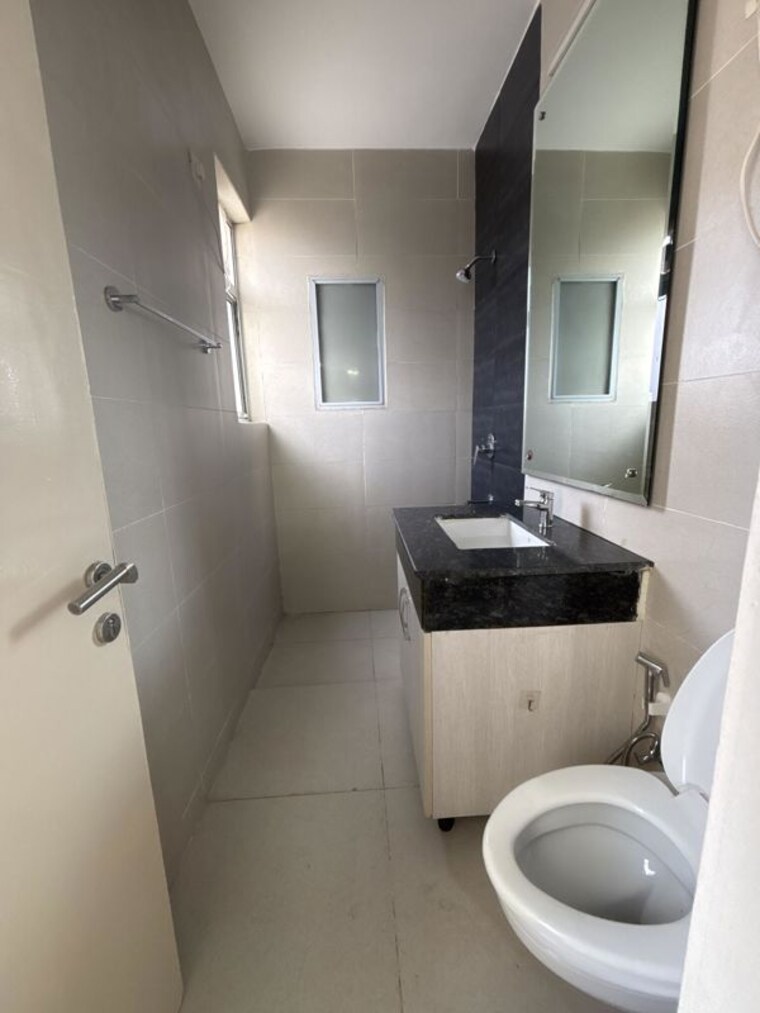 Bathroom, sector 23 3 Bedroom 1550 Sq.Ft. Builder Floor In Sector 23 Gurgaon 10679331