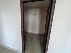 Attached Bathroom in 2.5 BHK Apartment at Amrapali Kingswood, Sector 4 Greater Noida – for Sale