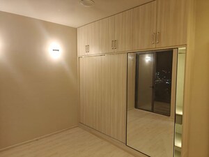 Room in 3 BHK Apartment at M3M Heights, Sector 65 – for Rent