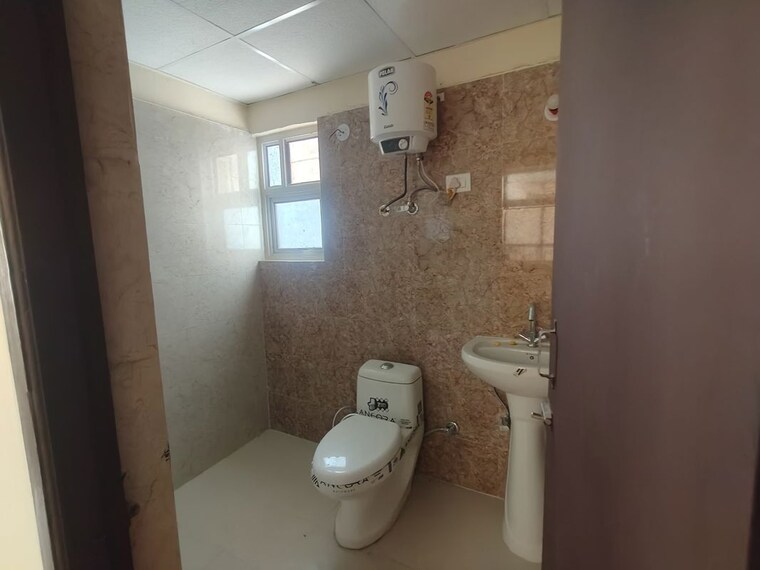 Bathroom, mehak-jeevan 2 Bedroom 852 Sq.Ft. Apartment In Raj Nagar Extension Ghaziabad 10679350
