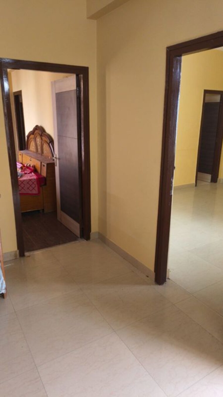 Room, bhabat 3 Bedroom 1850 Sq.Ft. Apartment In Bhabat Zirakpur 10679333