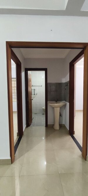 Furnished Amenities in 2 BHK Builder Floor at Kodichikkanahalli – for Rent