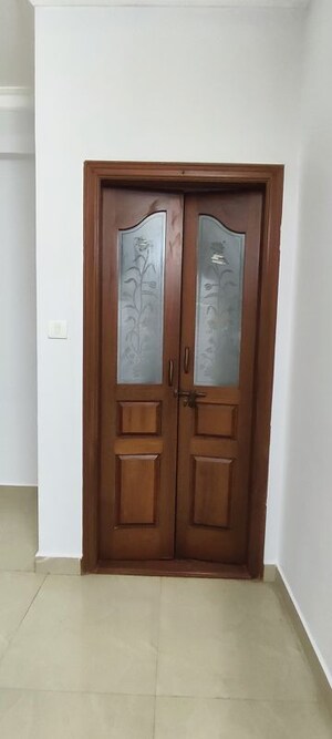 Furnished Amenities in 2 BHK Builder Floor at Kodichikkanahalli – for Rent