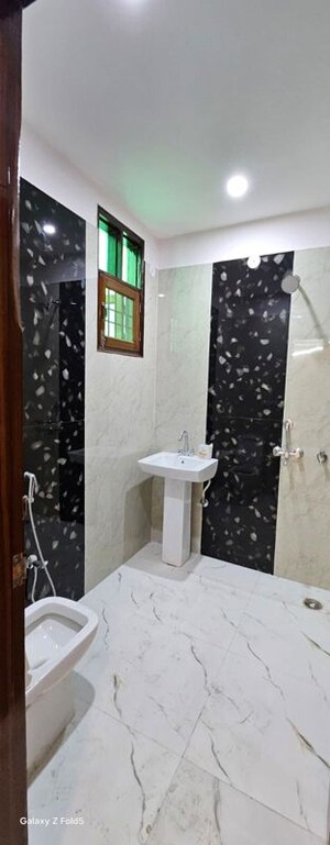 Bathroom in 3 BHK Builder Floor at Pratap Vihar – for Sale
