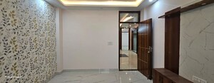 Room in 3 BHK Builder Floor at Pratap Vihar – for Sale
