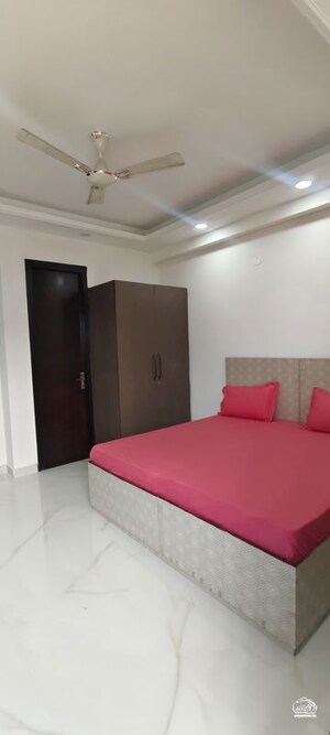 Bedroom in 1 BHK Builder Floor at DLF Qerwa, Sector 28 – for Rent