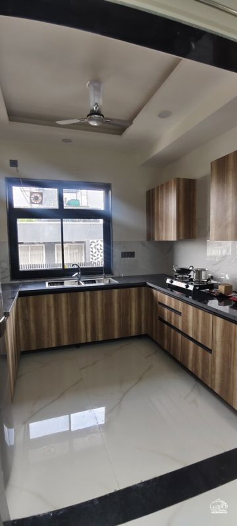 Kitchen, dlf-qerwa 1 Bedroom 700 Sq.Ft. Builder Floor In Sector 28 Gurgaon 10679388