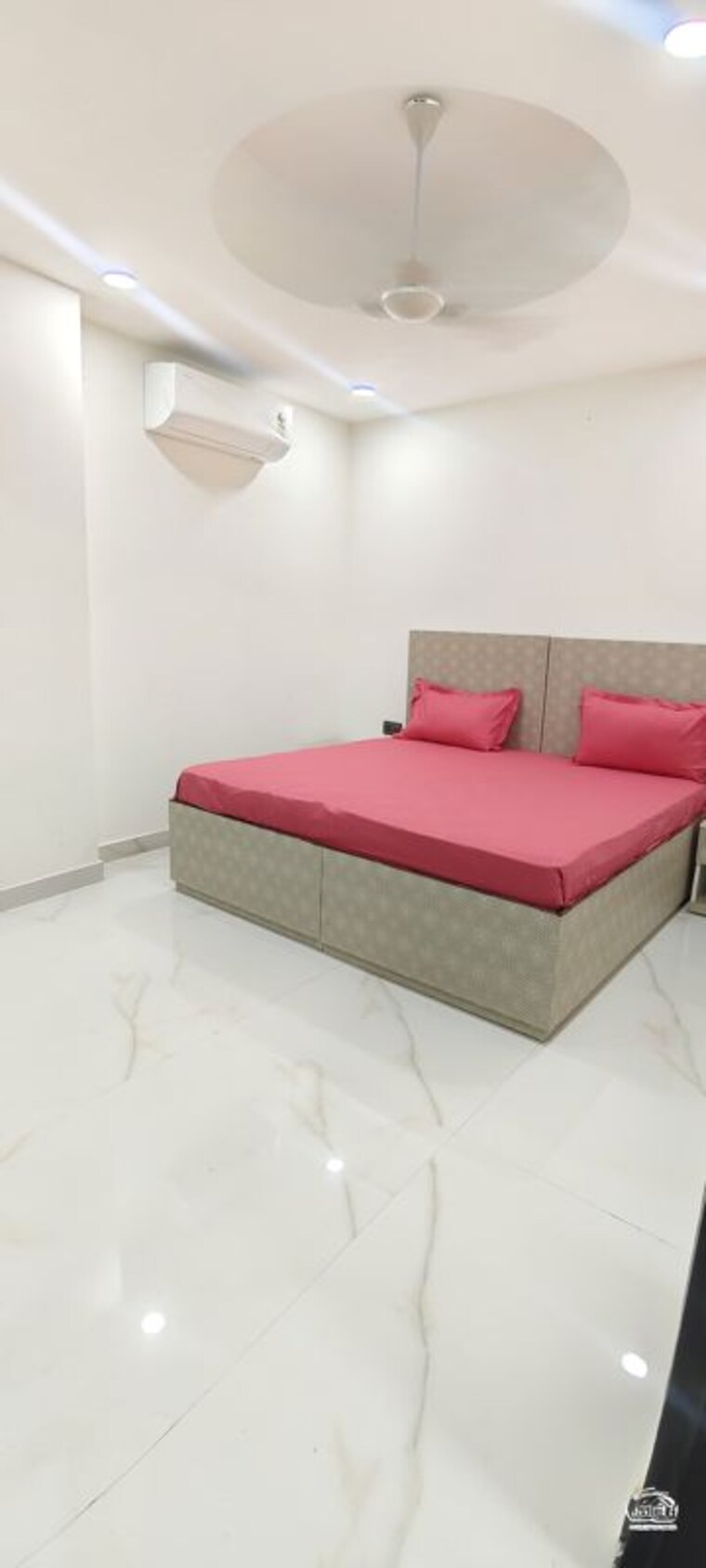 Bedroom, dlf-qerwa 1 Bedroom 700 Sq.Ft. Builder Floor In Sector 28 Gurgaon 10679388