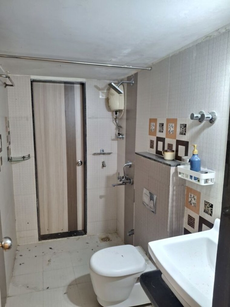 Bathroom, jangid-galaxy 3 Bedroom 866 Sq.Ft. Apartment In Ghodbunder Road Thane 10679400
