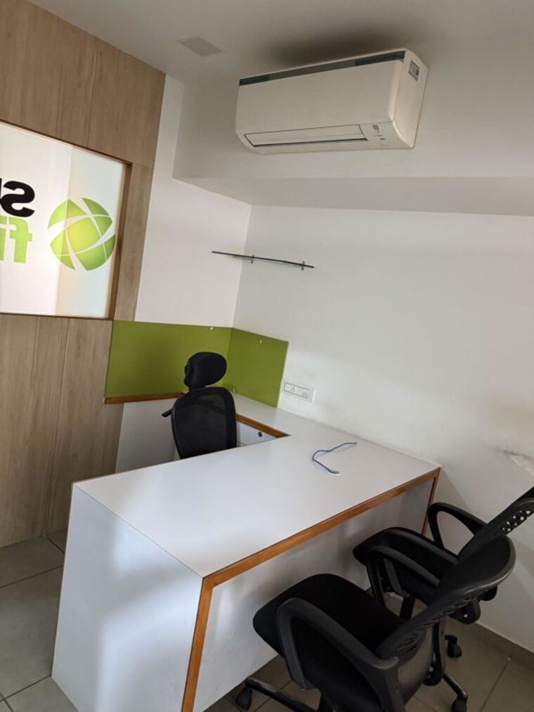 Team Area, navrangpura Commercial Office Space 1200 Sq.Ft. In Navrangpura Ahmedabad 10679413