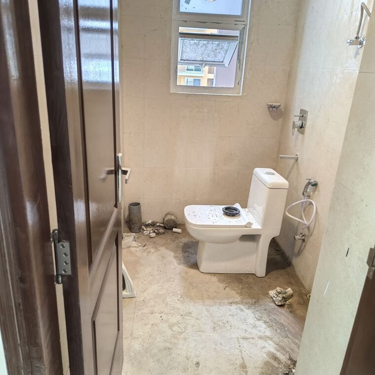 Bathroom, omaxe-hazratganj 2 Bedroom 1250 Sq.Ft. Apartment In Gomti Nagar Lucknow 10679412