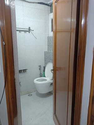 Bathroom in 2 BHK Builder Floor at Lajpat Nagar 4 – for Rent