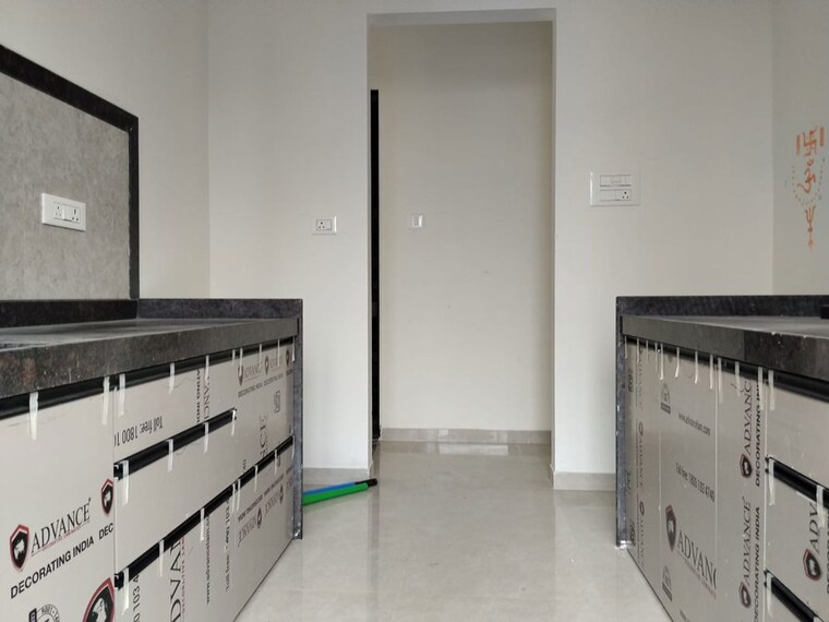 Room, dhamji-shamji-mahavir-spring-tulip-phase-1 2 Bedroom 716 Sq.Ft. Apartment In Pokhran Road No Two Thane 10678619