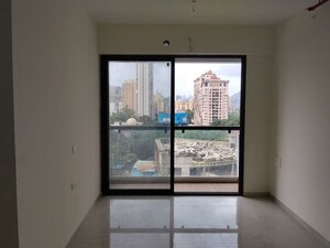 Room in 2 BHK Apartment at Dhamji Shamji Mahavir Spring Tulip Phase 1, Pokhran Road No Two – for Rent
