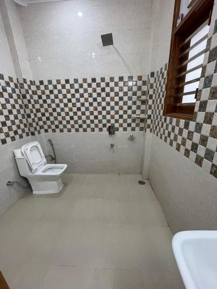 Balcony, bhoomi-homes 2 Bedroom 1200 Sq.Ft. Builder Floor In Sector 42 Faridabad 10679445