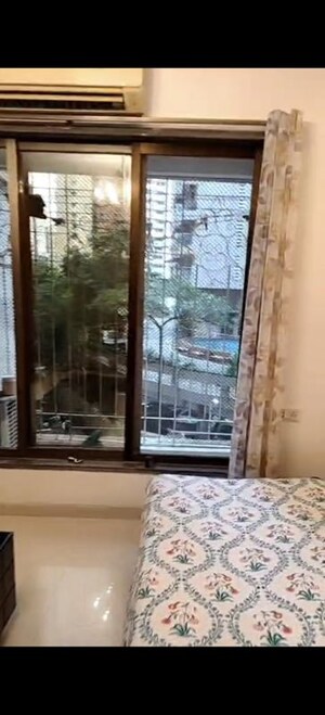 1 BHK Apartment For Rent in Symphony Towers Kandivali West, Kandivali West