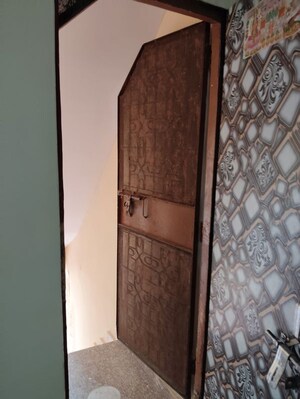 Room in 1 RK Apartment at RWA Apartments Sector 12, Sector 12 – for Rent