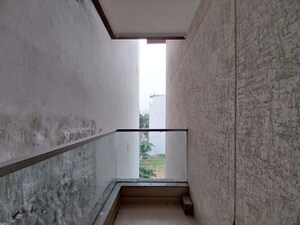 Bathroom in 3 BHK Builder Floor at RBC II, Sushant Lok I – for Rent