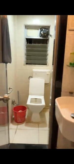 Bathroom in 1 BHK Apartment at Mahaveer Tower, Worli – for Rent