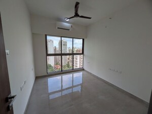 Bedroom in 2 BHK Apartment at Sheth Auris Bliss, Malad West – for Rent