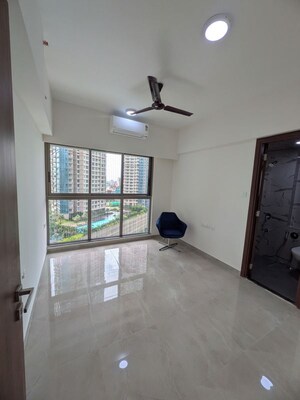 Master Bedroom in 2 BHK Apartment at Sheth Auris Bliss, Malad West – for Rent