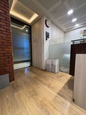 Room in  Office Space at Arcadia Commercial, Nariman Point – for Rent