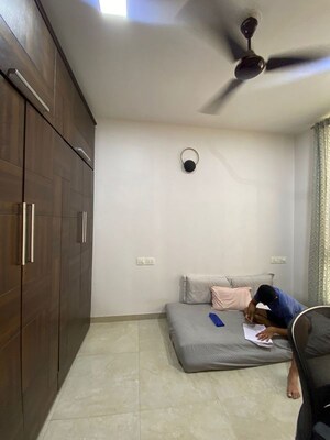 Room in 2 BHK Apartment at Hiranandani Estate Rodas Enclave, Ghodbunder Road – for Sale
