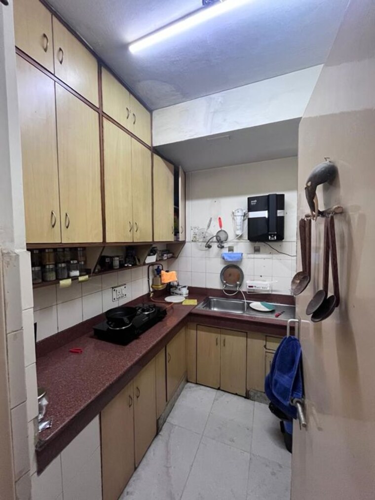 Kitchen, awho-sujjan-vihar 3 Bedroom 1650 Sq.Ft. Builder Floor In Sector 43 Gurgaon 10679517