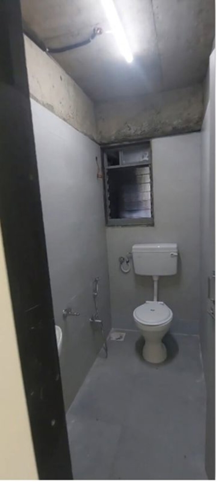 Bathroom, chembur Commercial Office Space 702 Sq.Ft. In Chembur Mumbai 10679505