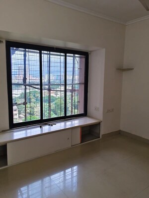Room in 3 BHK Apartment at Lokhandwala Whispering Palms, Kandivali East – for Sale