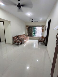 2 BHK Apartment For Rent in Goregaon West