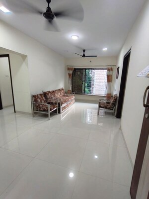 2 BHK Apartment For Rent in Goregaon West