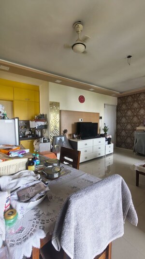 1 BHK Apartment For Rent in Kanakia Rainforest, Andheri East