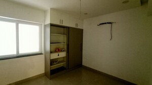 Room in 3 BHK Apartment at Technopolis Solitaire Unity, Hafeezpet – for Rent