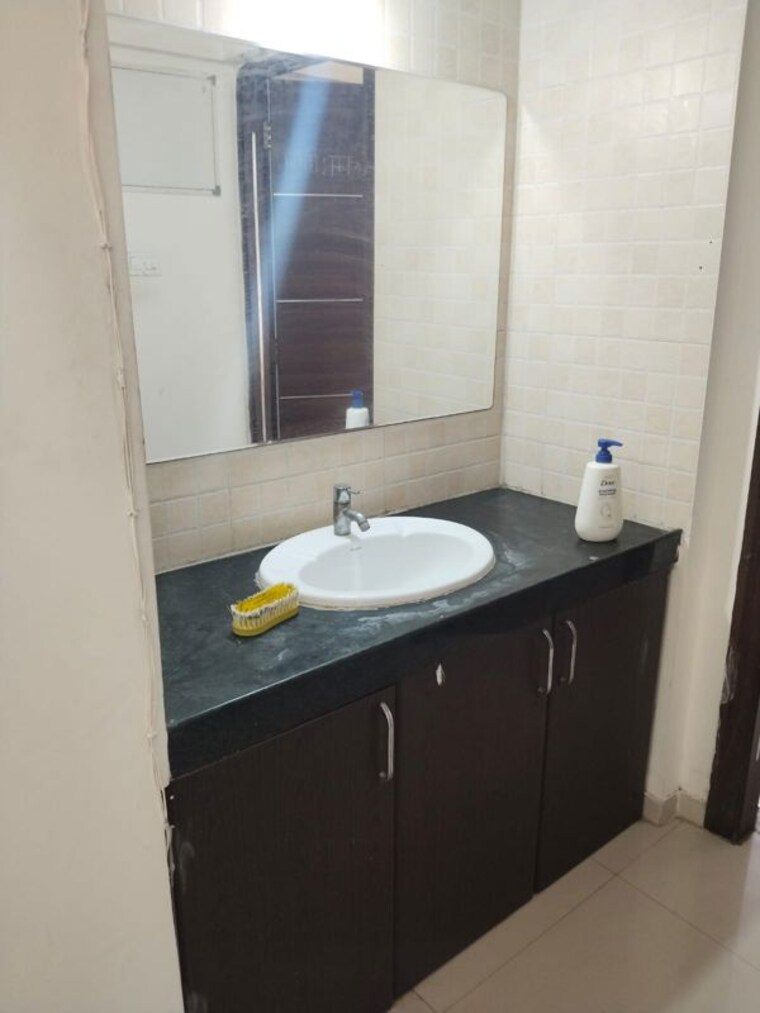 Bathroom, mont-vert-one 2 Bedroom 1074 Sq.Ft. Apartment In Wakad Pune 10679530