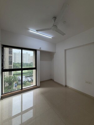 1 BHK Apartment For Rent in Runwal Gardens, Dombivli East