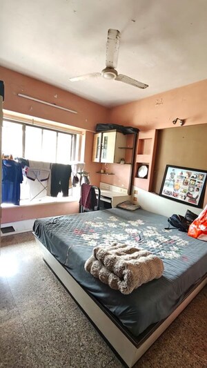 Bedroom in 3 BHK Apartment at Dheeraj Valley, Goregaon East – for Rent