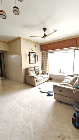 3 BHK Apartment For Rent in Dheeraj Valley, Goregaon East