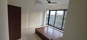 Room in 2 BHK Apartment at Kumar 47 East A, Magarpatta City – for Rent