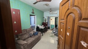 Living Room in 2 BHK Apartment at Madipakkam – for Rent