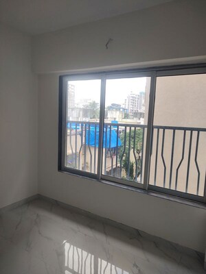 Room in 2 BHK Apartment at Vraj Gateway Aparna CHS, Borivali West – for Rent