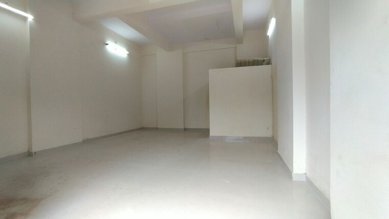 Room, cosmos-empress-park Commercial Shop 680 Sq.Ft. In Ghodbunder Road Thane 10679572