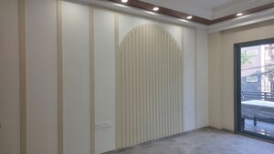 Building Lobby in 4 BHK Builder Floor at Safdarjung Enclave – for Rent