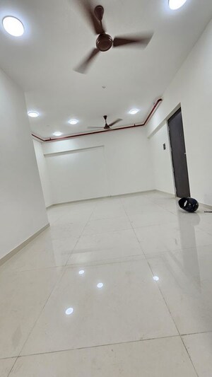 Furnished Amenities in 3 BHK Apartment at Poonam Vaishno Heights, Malad East – for Rent