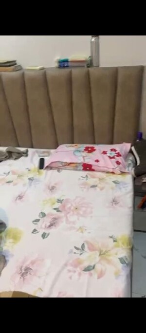 Bedroom in 1 BHK Apartment at Elite The New Green Chambers CHS, Byculla – for Sale