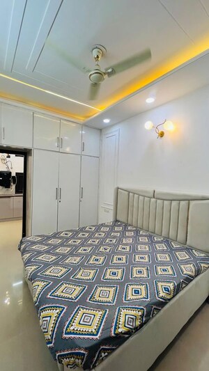 Bedroom in 3.5 BHK Builder Floor at Vip Road – for Sale