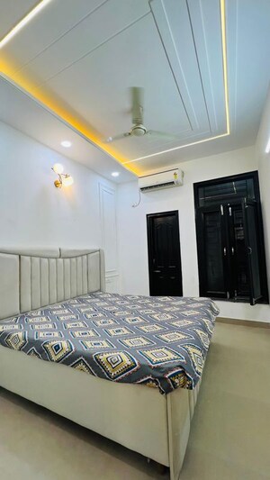 Bedroom in 3.5 BHK Builder Floor at Vip Road – for Sale